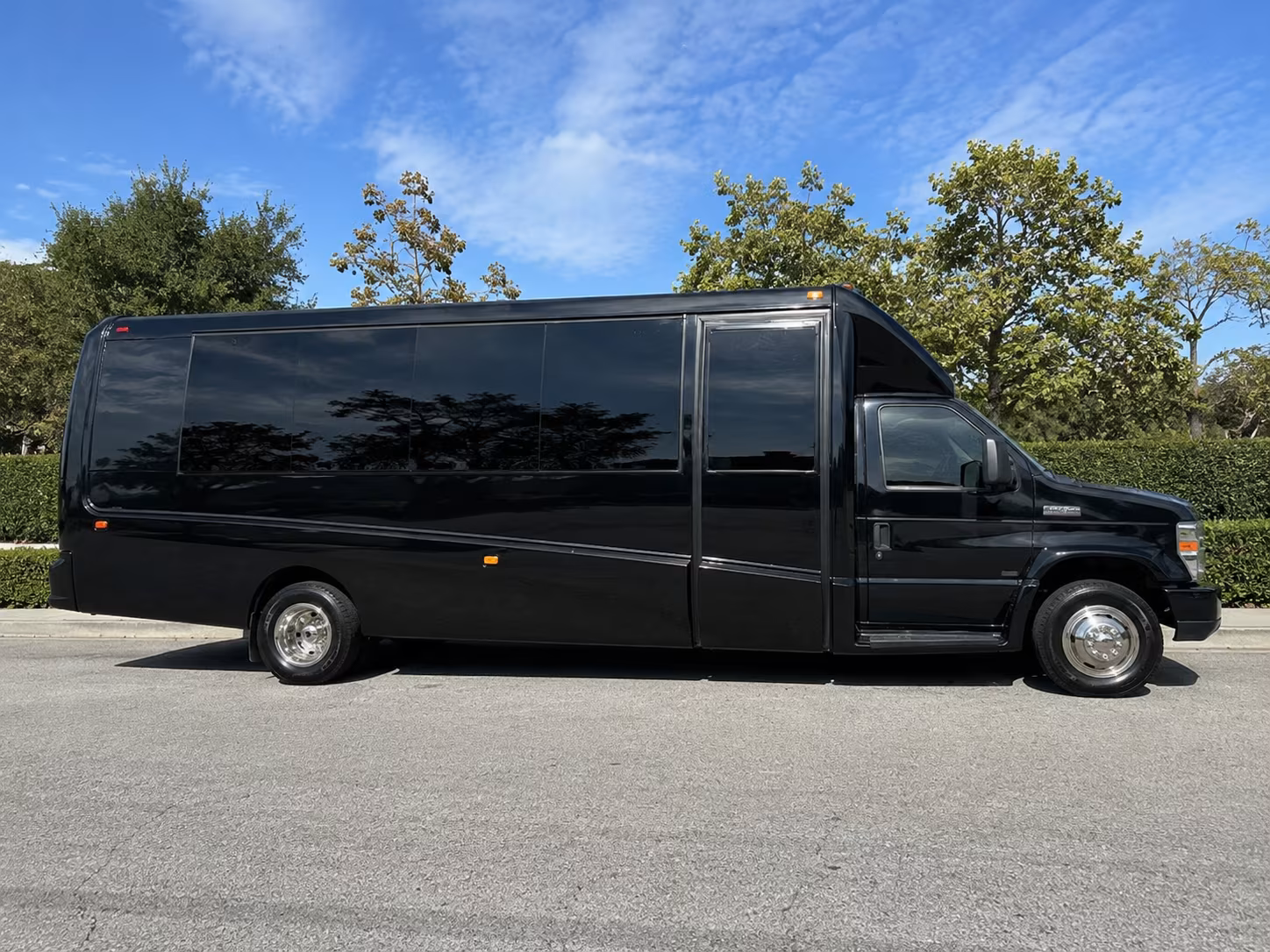 bus rentals for bands groups and performers traveling through the west valley