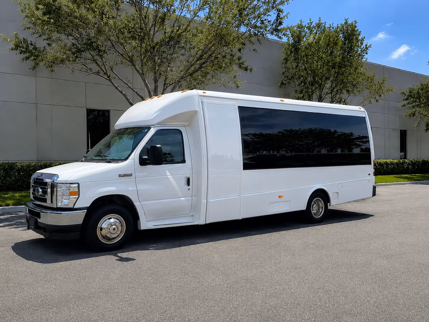 buses for spring training corporate hospitality in peoria