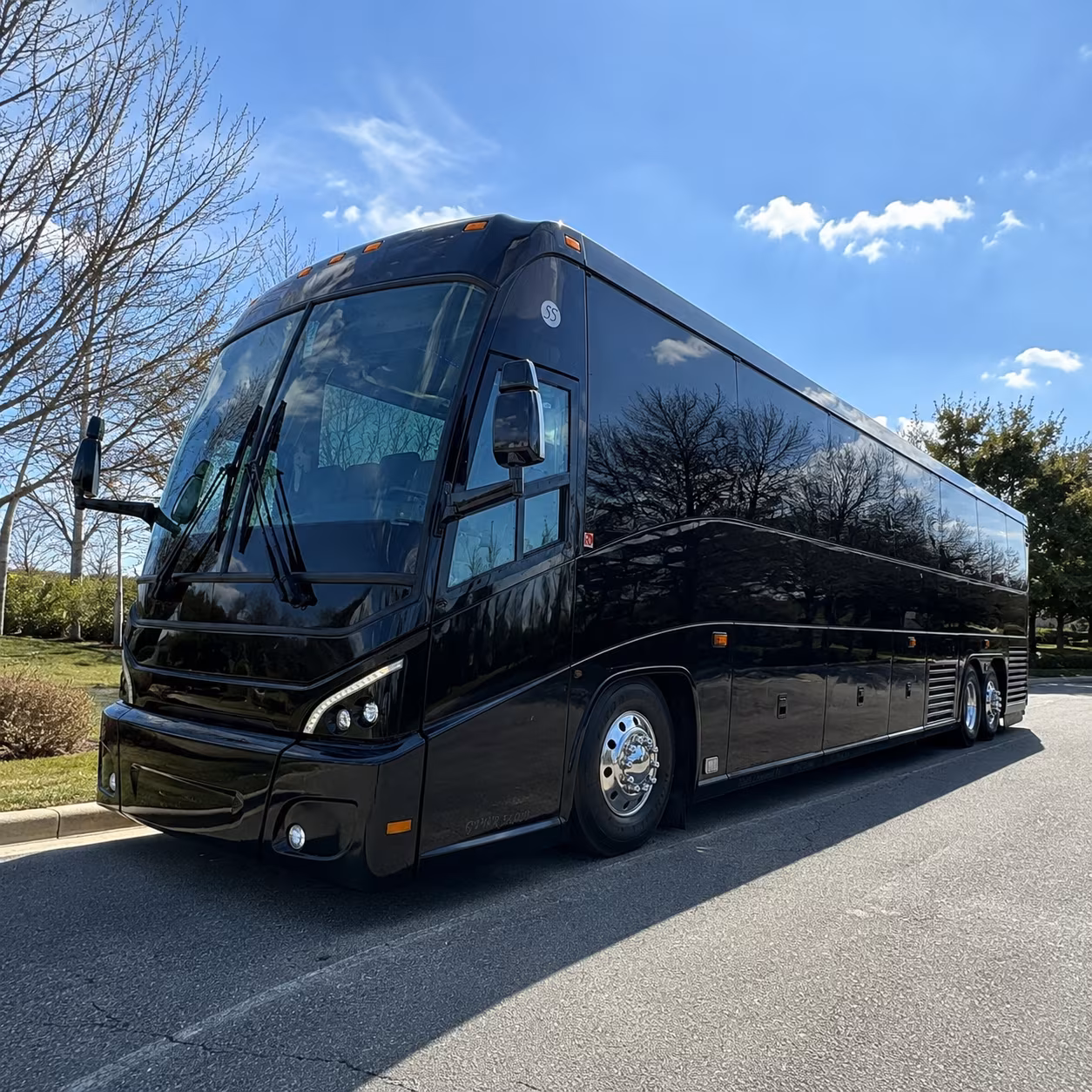 charter bus rentals shuttle service at phoenix sky harbor international airport phx