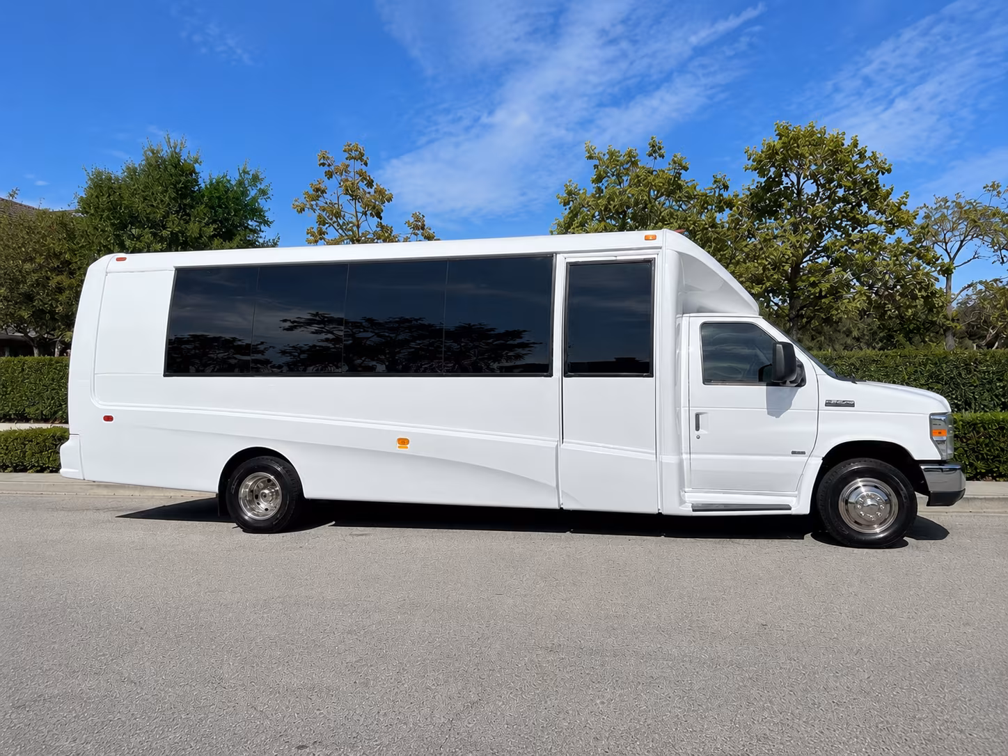 convention and conference buses for events at peoria s venues