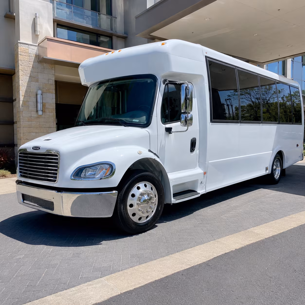 prom homecoming and school event buses in peoria